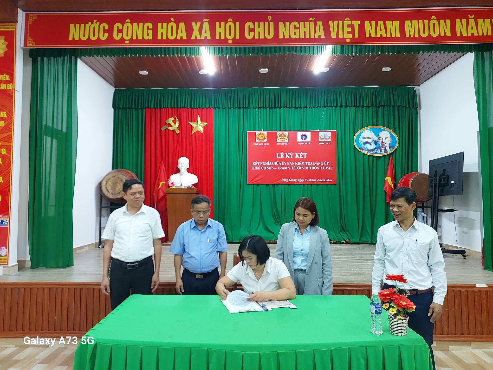 anh tin bai